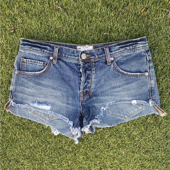 Free People Button Fly Distressed Blue Denim Cut Off Jean Shorts. Size 27. EUC! - Picture 1 of 5